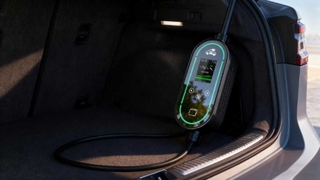 EVB — портативное зарядное устройство для электромобилей