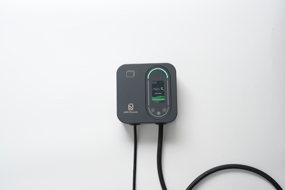 Купить Однофазная станция зарядки электромобилей Wallbox Charger 32A IP65 с кабелем 5 м онлайн изготовление